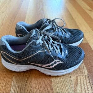 Saucony Women's Black and White Athletic Shoes